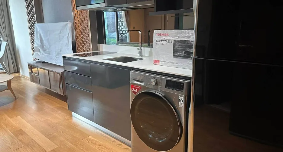 For rent 1 bed condo in Bang Rak, Bangkok