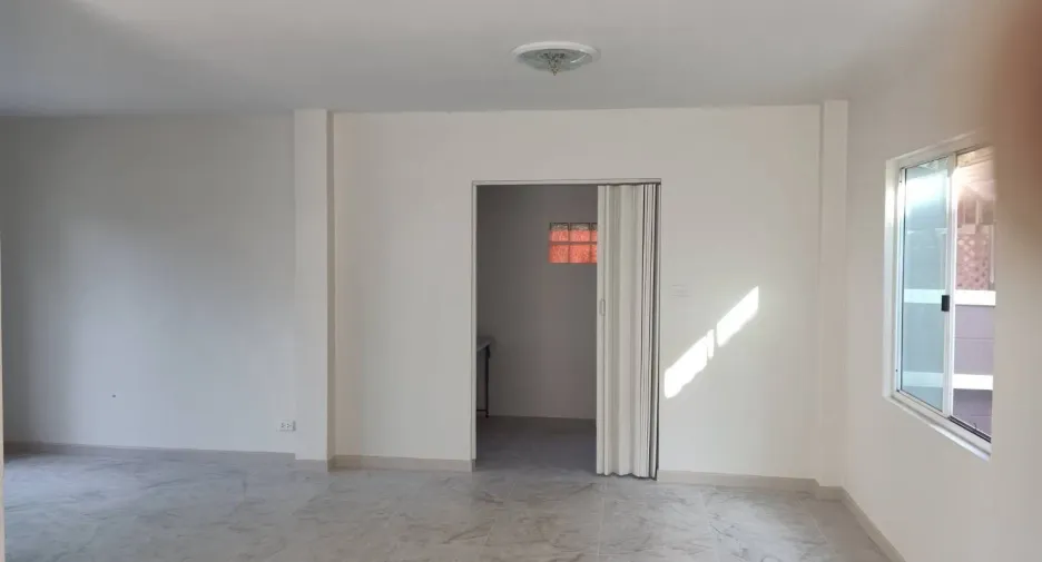 For sale 3 bedrooms house in Mueang Samut Sakhon, Samut Sakhon