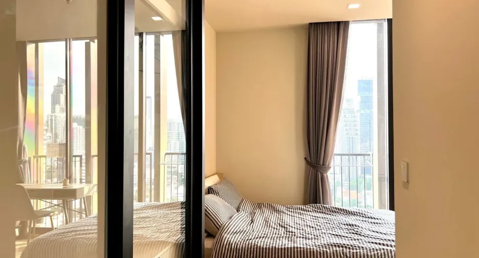 For rent and for sale 1 bed condo in Watthana, Bangkok