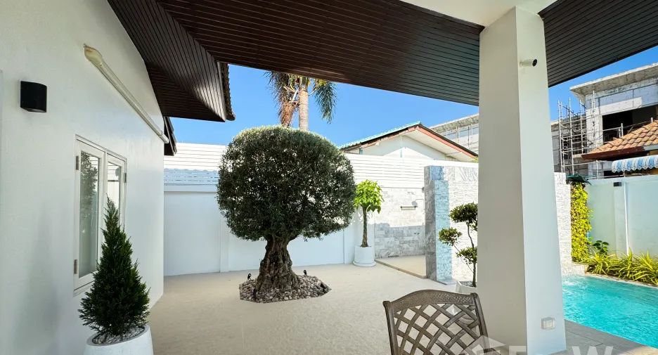 For sale 4 bedrooms house in Bang Lamung, Chonburi
