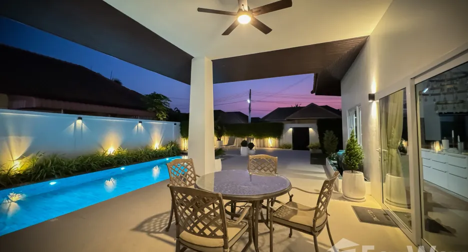 For sale 4 bedrooms house in Bang Lamung, Chonburi