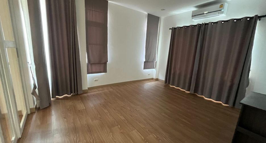 For sale 3 bedrooms house in San Sai, Chiang Mai