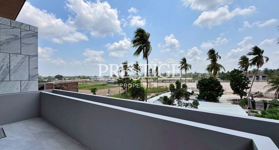 À vendre 5 chambres maison à Bang Lamung, Chonburi