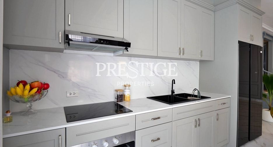 For sale 4 bedrooms house in Bang Lamung, Chonburi