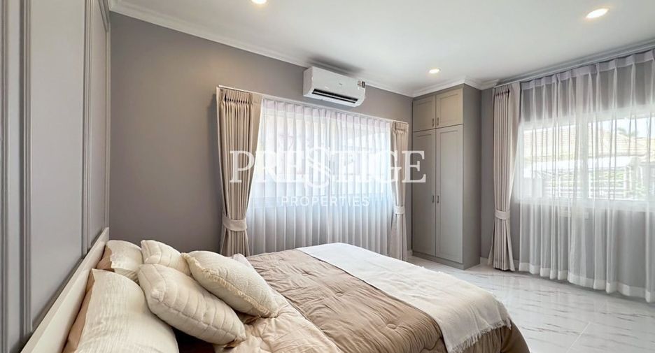 For sale 4 bedrooms house in Bang Lamung, Chonburi