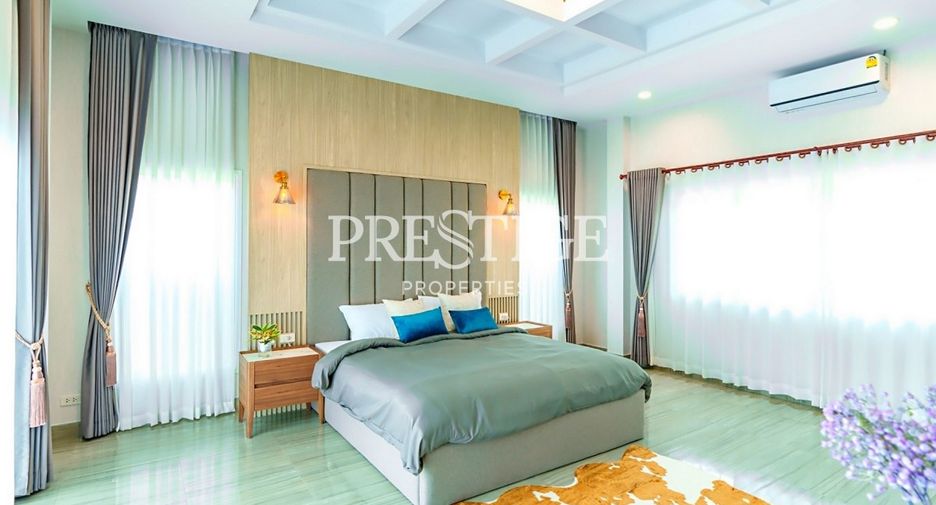 For sale 4 bedrooms house in Bang Lamung, Chonburi