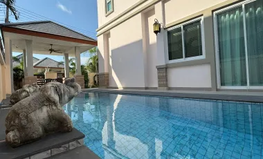 Villa en alquiler de 4 habitaciones en Bang Lamung, Chonburi