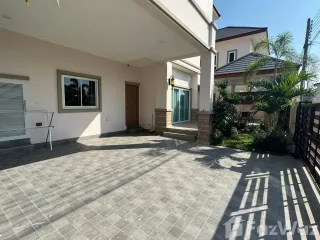 For rent 4 bedrooms villa in Bang Lamung, Chonburi