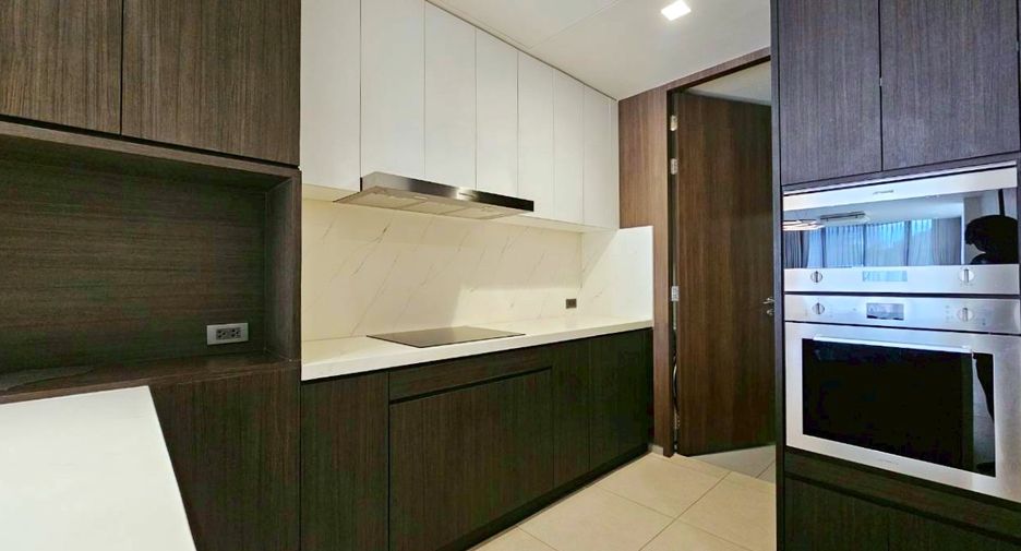 Wohnung zur Miete mit 3 Zimmer in Watthana, Bangkok