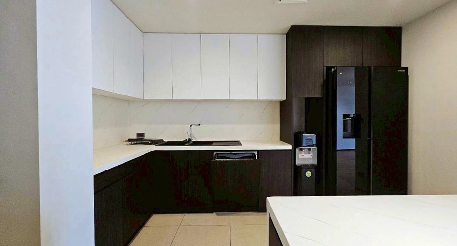 Wohnung zur Miete mit 3 Zimmer in Watthana, Bangkok
