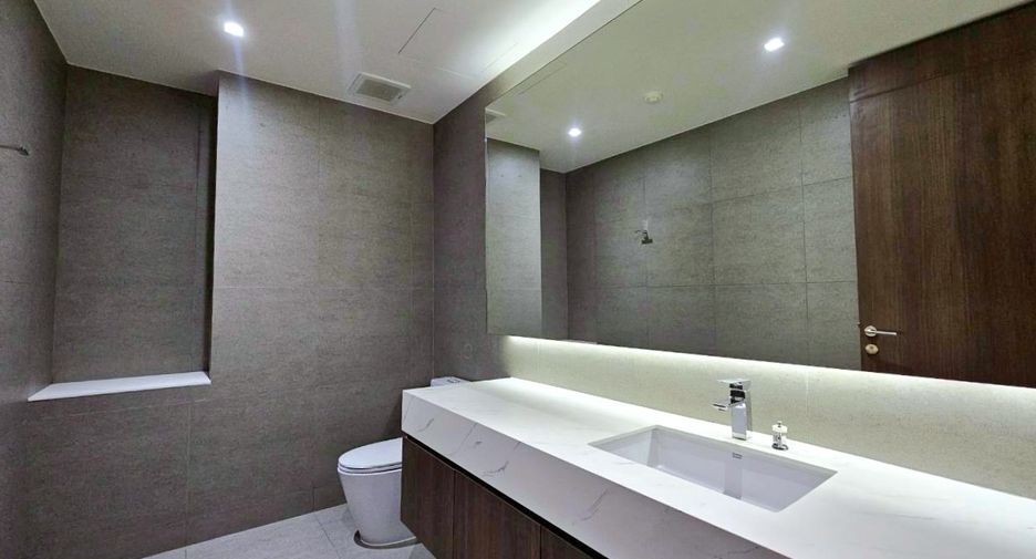 Wohnung zur Miete mit 3 Zimmer in Watthana, Bangkok