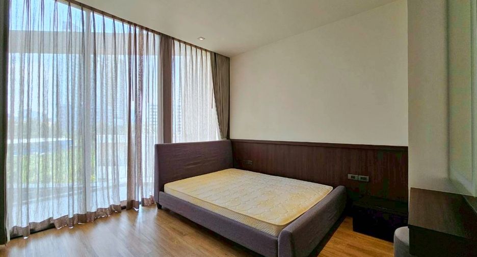 For rent 3 ベッドルーム condo in Watthana, Bangkok