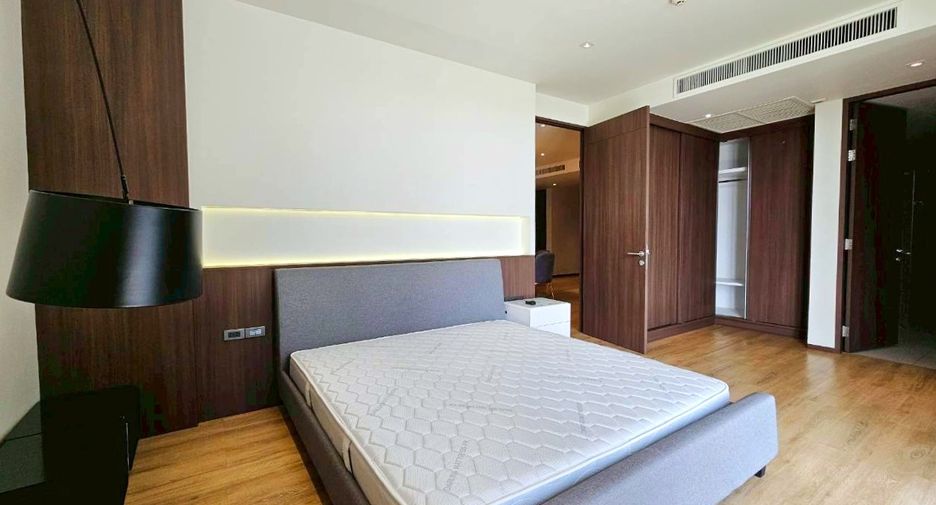 For rent 3 ベッドルーム condo in Watthana, Bangkok