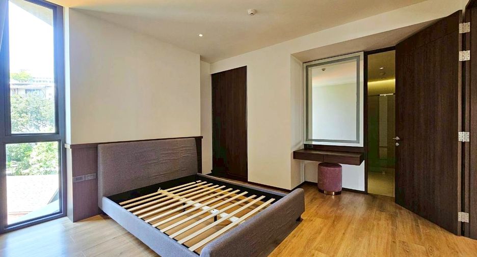 For rent 3 ベッドルーム condo in Watthana, Bangkok
