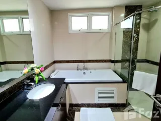 Wohnung zur Miete mit 3 Zimmer in Watthana, Bangkok
