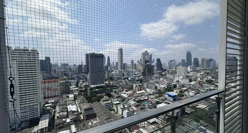 For rent 1 bed condo in Bang Rak, Bangkok