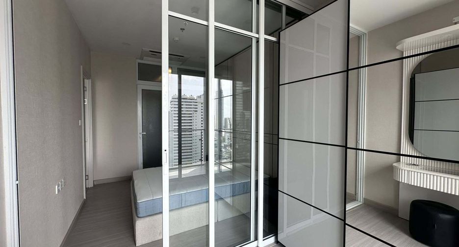 For rent 1 bed condo in Bang Rak, Bangkok