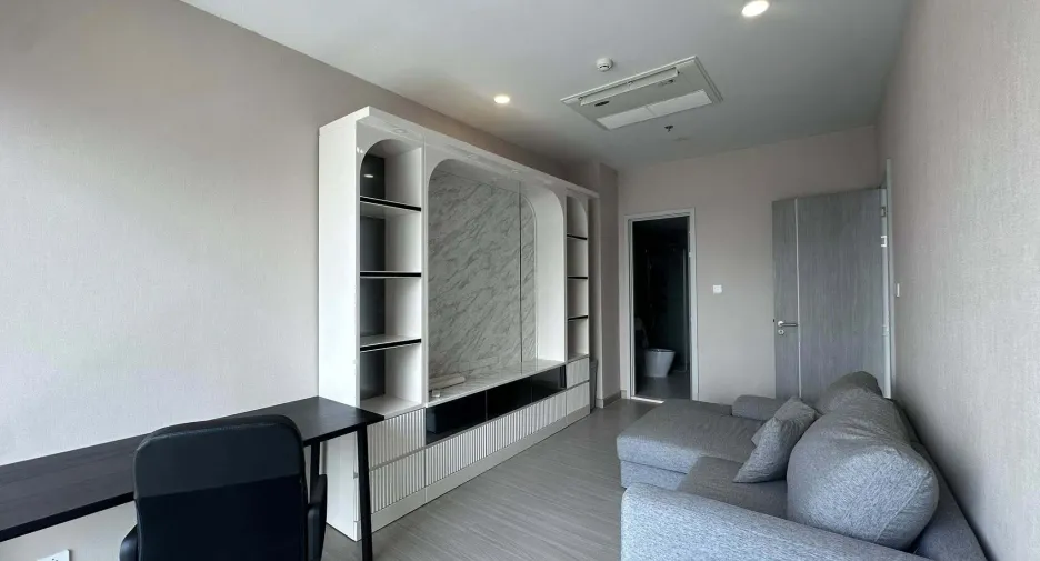 For rent 1 bed condo in Bang Rak, Bangkok