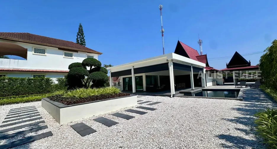 Haus zur Miete mit 5 Zimmer in Bang Lamung, Chonburi