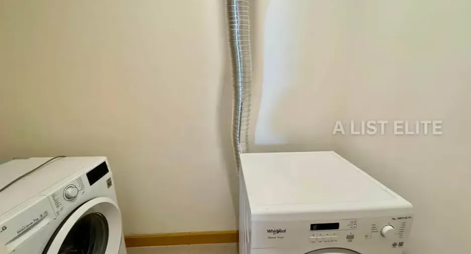 For rent 3 bedrooms condo in Bang Lamung, Chonburi