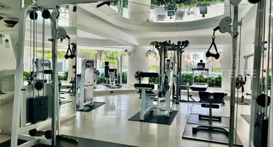 For rent 3 bedrooms condo in Bang Lamung, Chonburi
