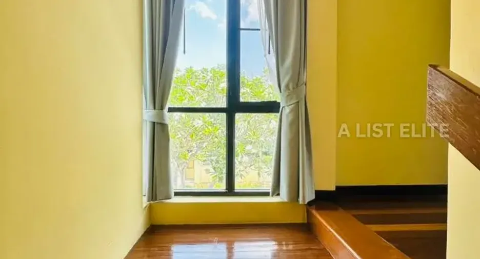 For sale 3 bedrooms house in Bang Lamung, Chonburi