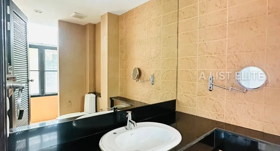 For sale 3 bedrooms house in Bang Lamung, Chonburi