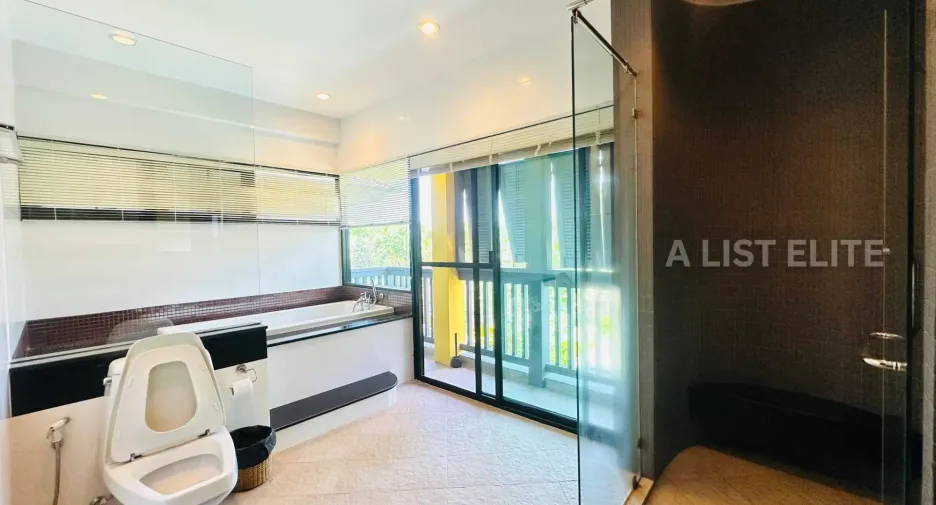 For sale 3 bedrooms house in Bang Lamung, Chonburi