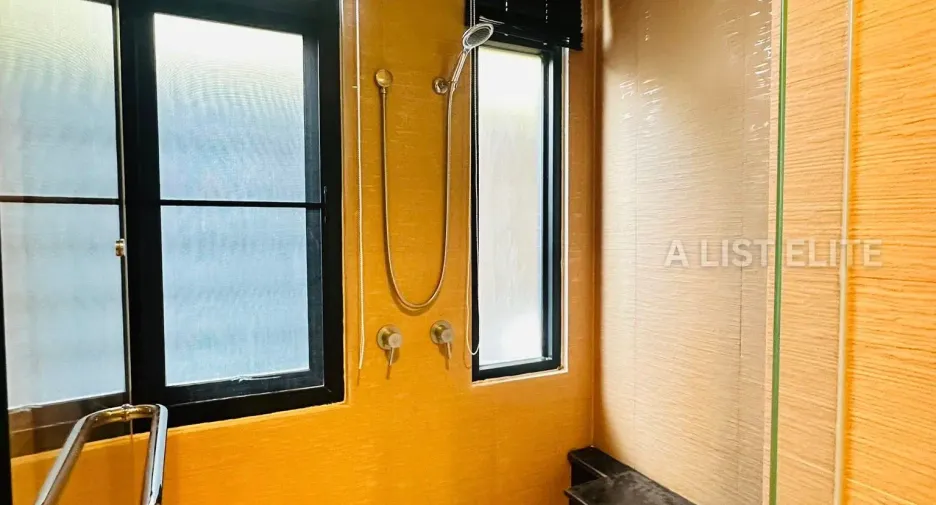 For sale 3 bedrooms house in Bang Lamung, Chonburi