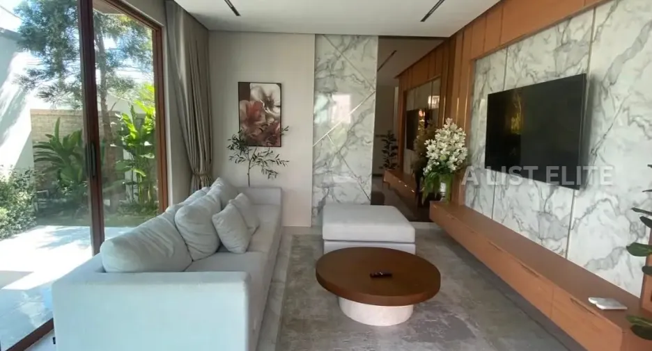 For sale 5 ベッドルーム house in Bang Lamung, Chonburi