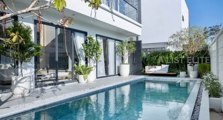 For rent 5 bedrooms house in Bang Lamung, Chonburi