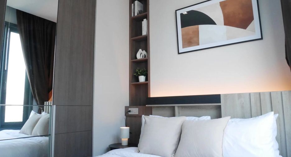 For rent 2 bedrooms condo in Khlong Toei, Bangkok