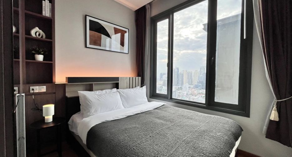 For rent 2 bedrooms condo in Khlong Toei, Bangkok