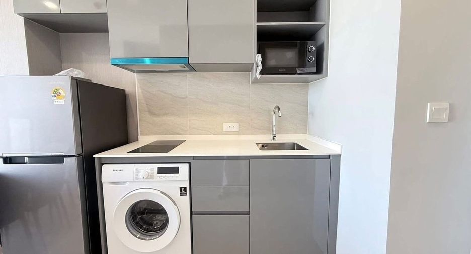 For rent 2 bedrooms condo in Bang Na, Bangkok