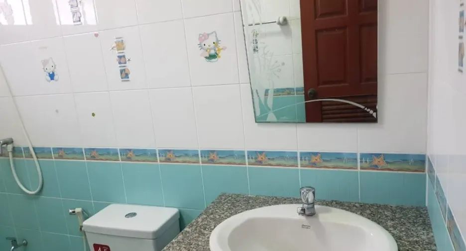For sale 4 bedrooms house in Hang Dong, Chiang Mai