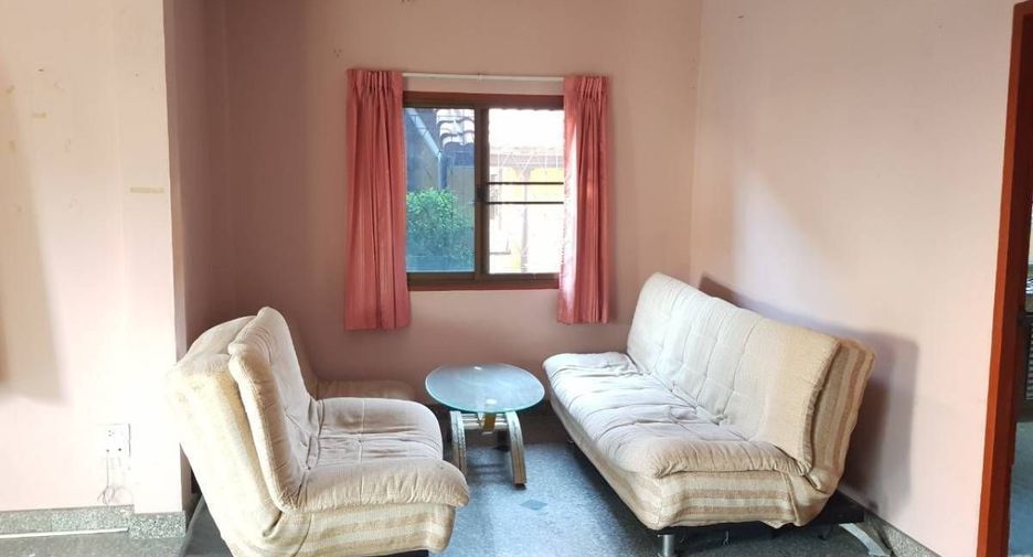 For sale 4 bedrooms house in Hang Dong, Chiang Mai