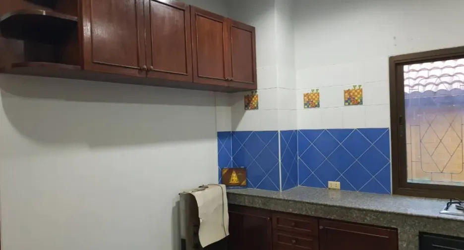 For sale 4 bedrooms house in Hang Dong, Chiang Mai