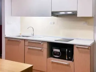 出售 2 卧室 公寓 在 Phra Khanong, 曼谷