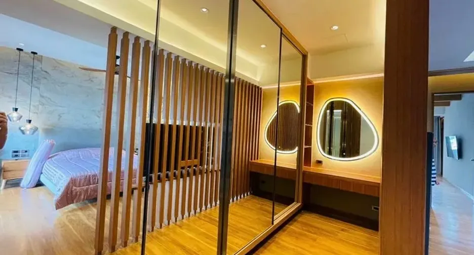 For rent and for sale 4 bedrooms condo in Watthana, Bangkok