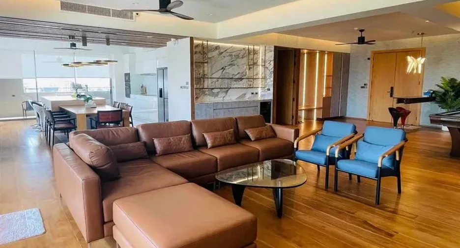 For rent and for sale 4 bedrooms condo in Watthana, Bangkok
