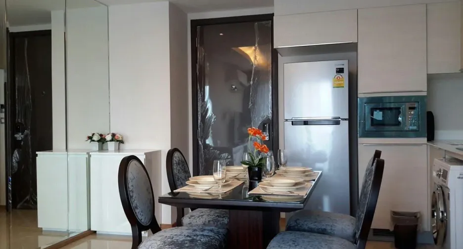 For rent 2 bedrooms condo in Watthana, Bangkok
