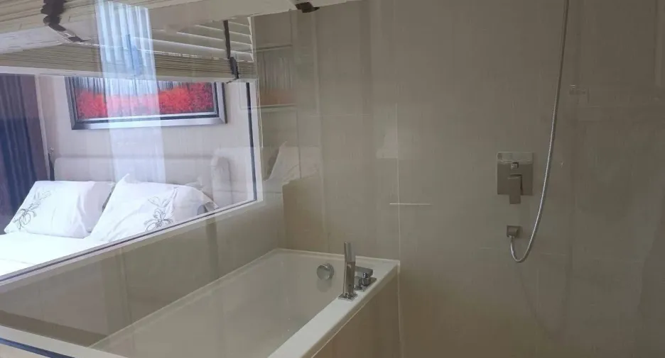 For rent 2 bedrooms condo in Watthana, Bangkok