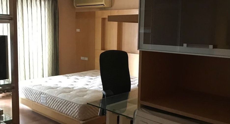 Wohnung zur Miete mit 1 Zimmer in Watthana, Bangkok