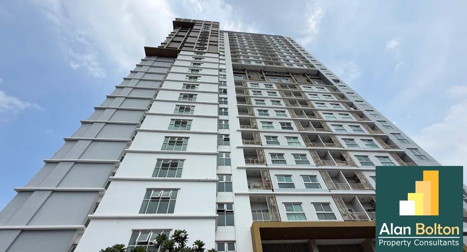 For sale 2 ベッドルーム condo in Bang Lamung, Chonburi