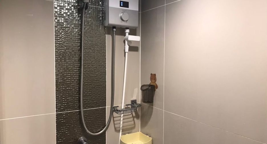 À vendre 1 chambre condo à Bang Kapi, Bangkok
