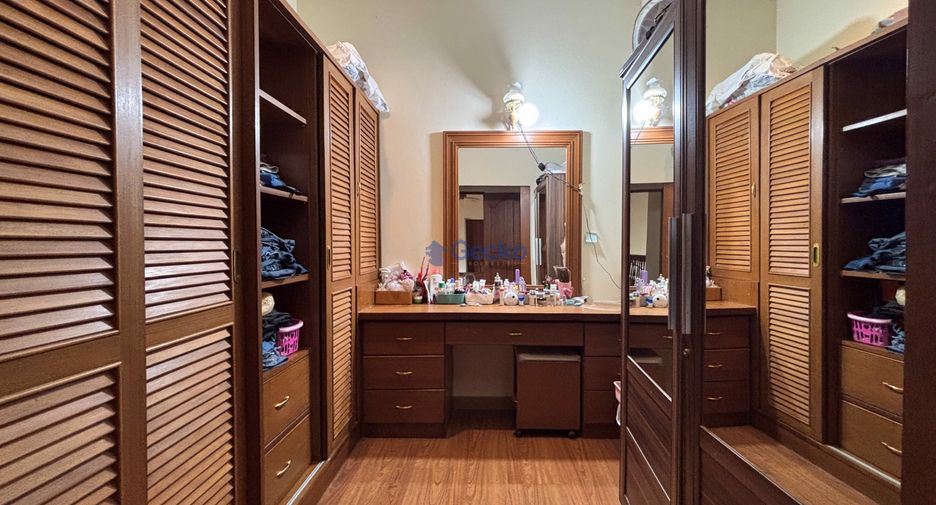 ขาย 4 ห้องนอน บ้านเดี่ยว ใน บางละมุง, ชลบุรี
