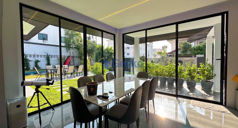 Casa en alquiler y en venta de 7 habitaciones en Bang Lamung, Chonburi