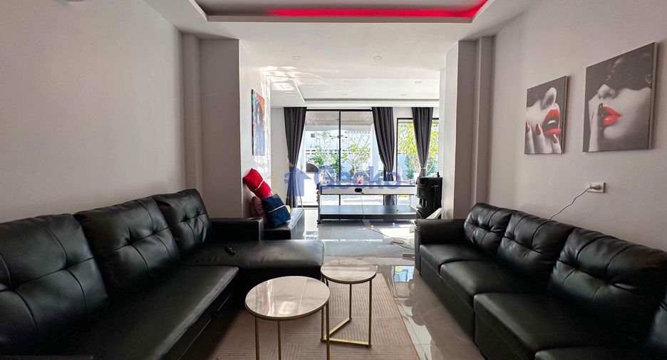 Casa en alquiler y en venta de 7 habitaciones en Bang Lamung, Chonburi