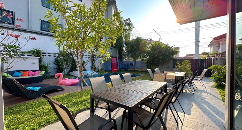 Casa en alquiler y en venta de 7 habitaciones en Bang Lamung, Chonburi