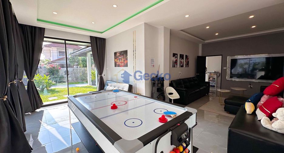 Casa en alquiler y en venta de 7 habitaciones en Bang Lamung, Chonburi